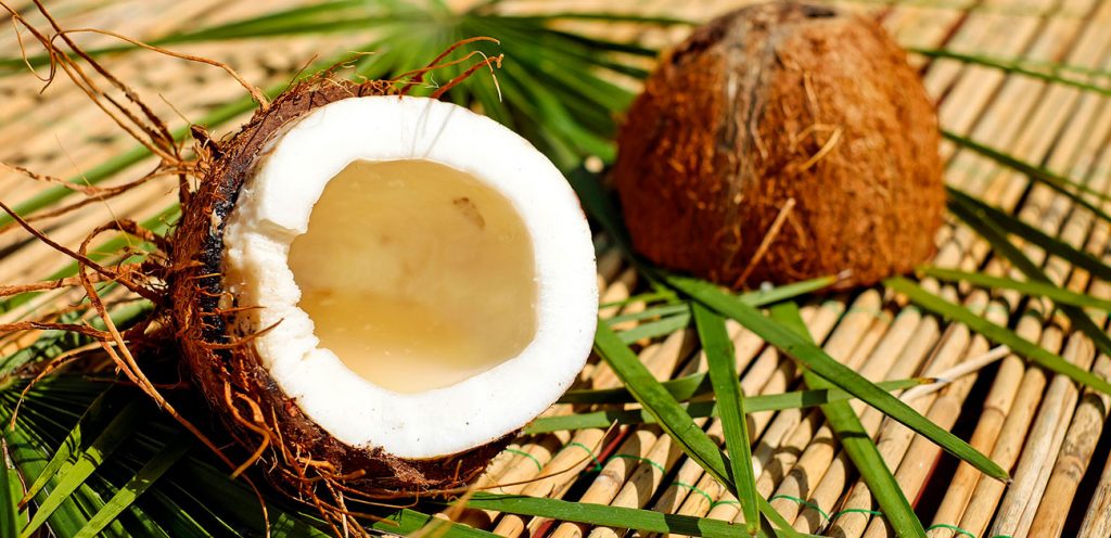 Cardiologistas pedem cautela no uso do óleo de coco